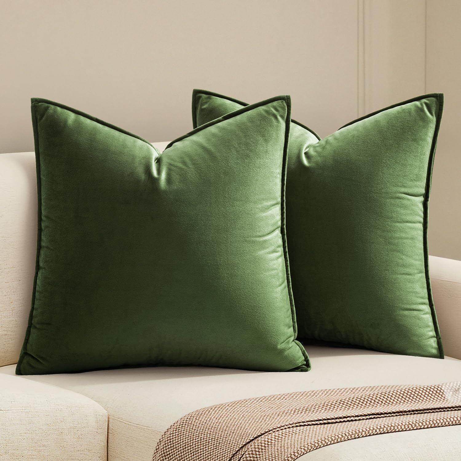 MIULEE Brown Velvet Throw Pillow Covers 20x20 Soft Decorative Solid Square Cushion Cases Pack of 2 Modern Luxury Home Decor for Couch, Sofa, Bedroom