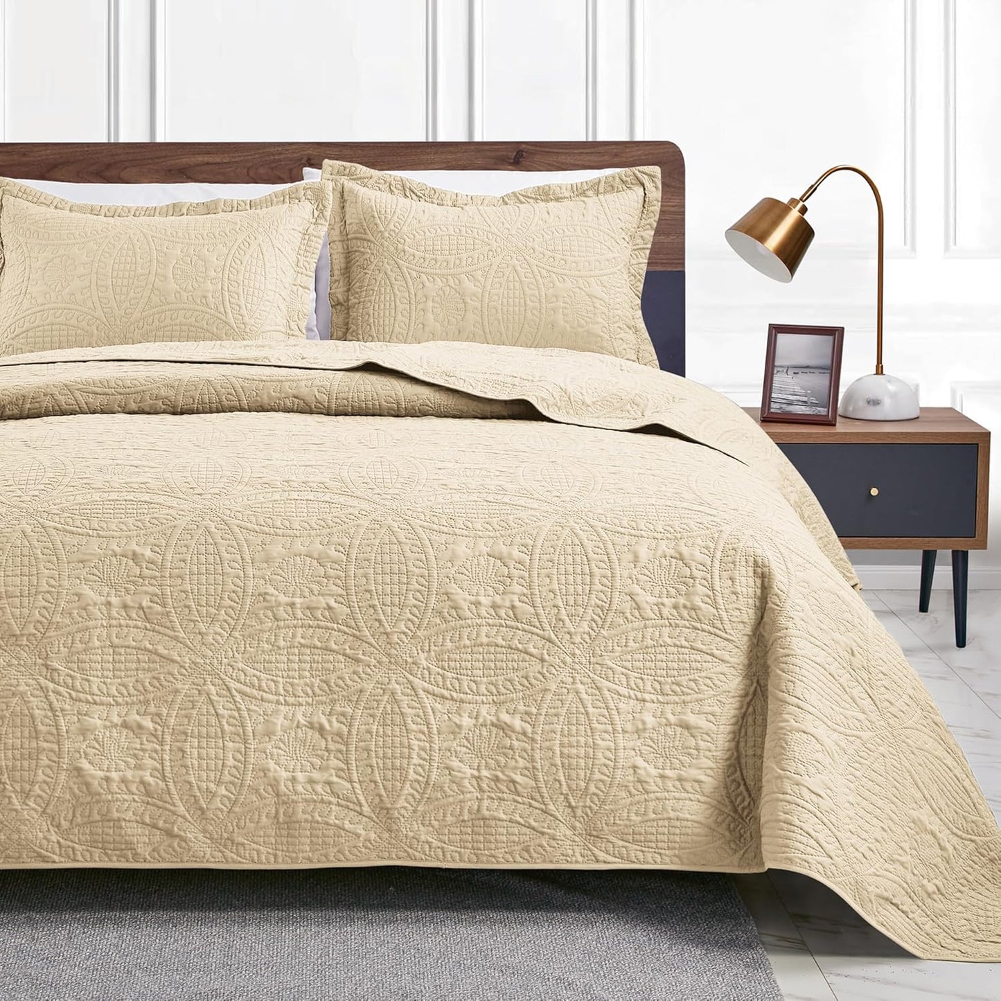 Love's cabin Quilts for Queen Bed Blue Bedspreads - Soft Bed Summer Lightweight Bedspread Comforter - Modern Style Coin Pattern Coverlet for All Season - 3 Pieces (1 Quilt, 2 Pillow Shams)